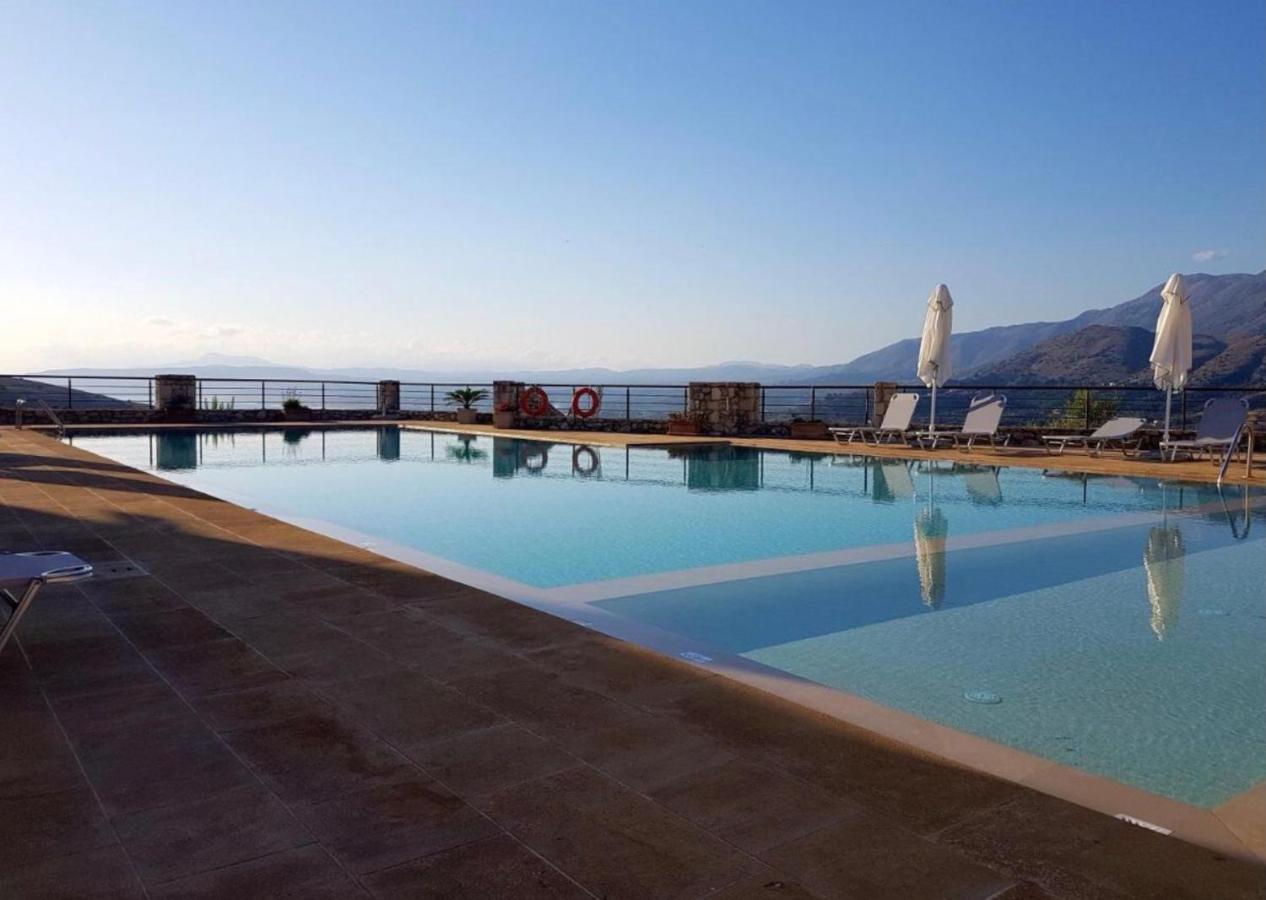 Arbutus - Relaxing Apartment With Fantastic Views Georgioúpoli Extérieur photo